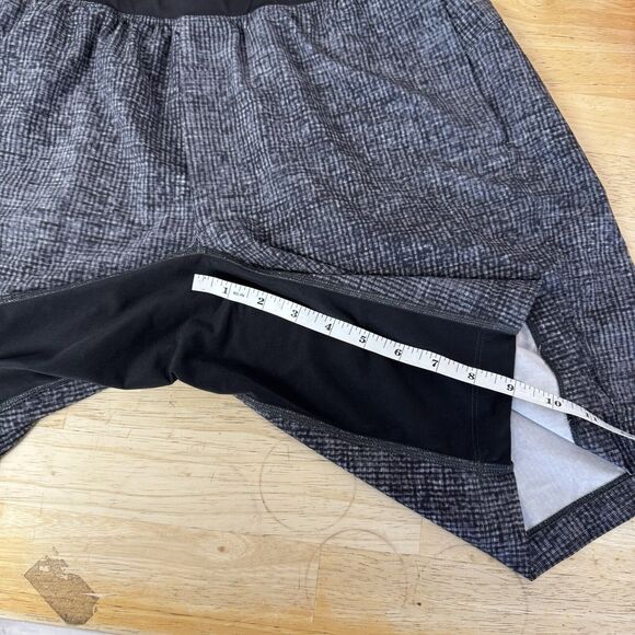 Lululemon T.H.E. Short 9" Linerless Mix Match Asphalt Grey Black Training Large - Picture 12 of 14